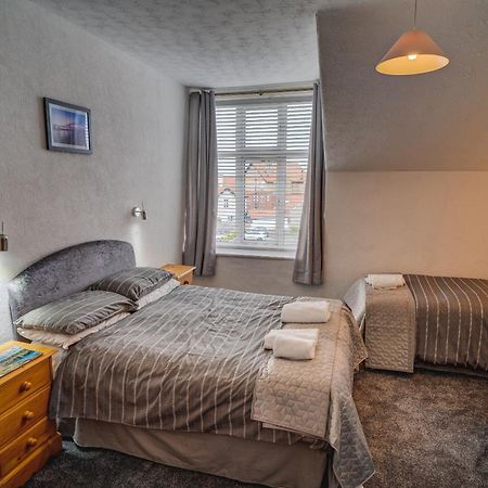 Beachmount Holiday Apartments Colwyn Bay Eksteriør billede