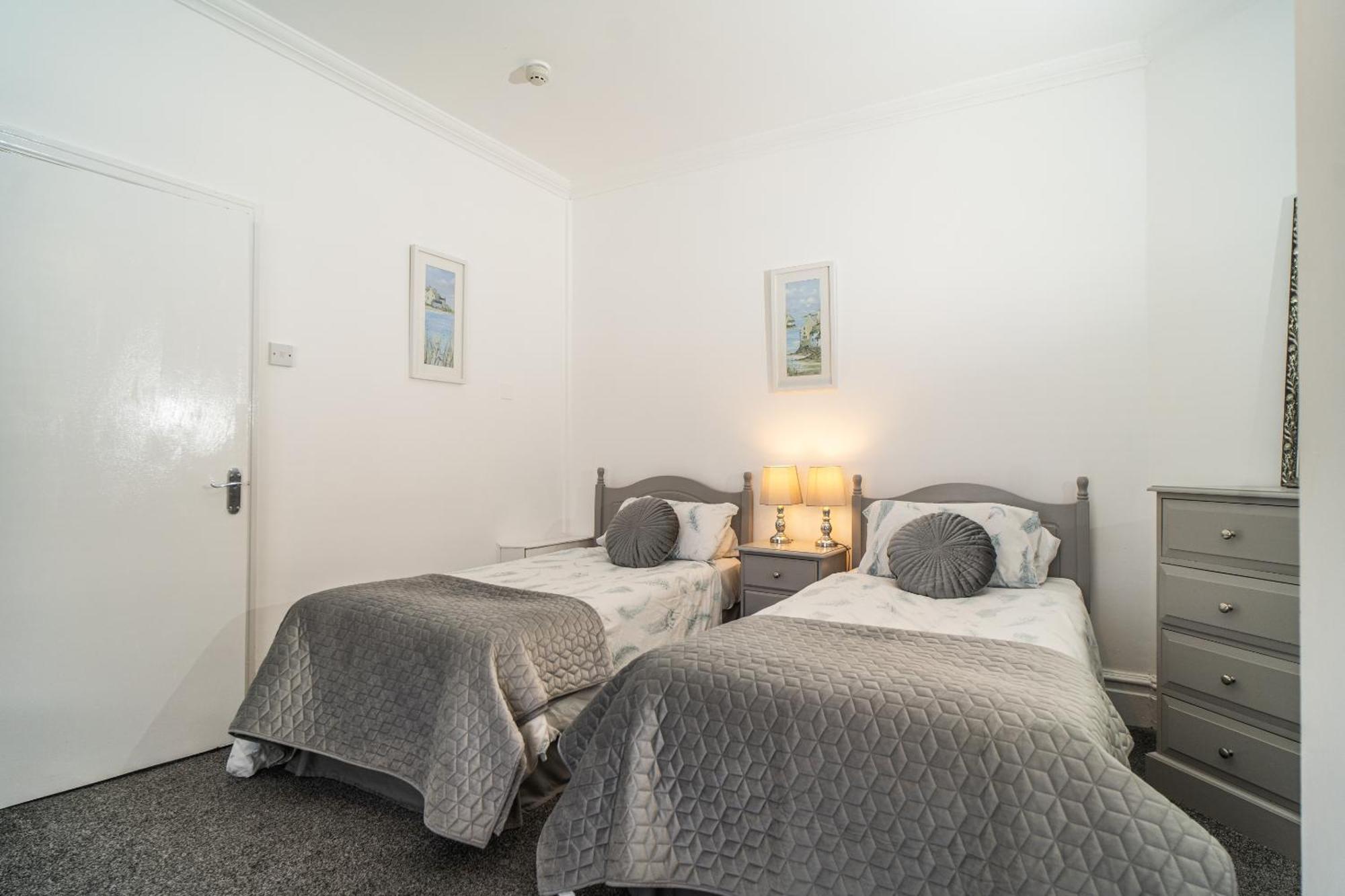 Beachmount Holiday Apartments Colwyn Bay Eksteriør billede