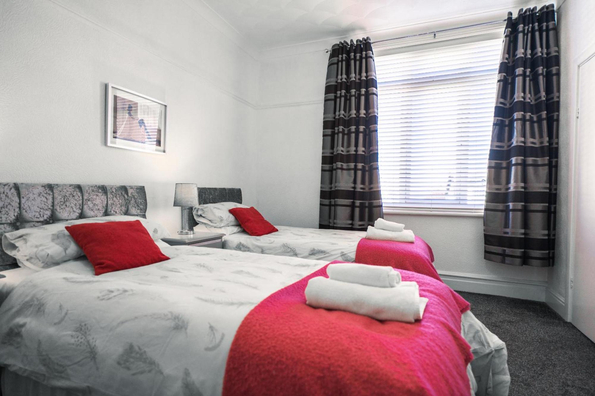 Beachmount Holiday Apartments Colwyn Bay Eksteriør billede