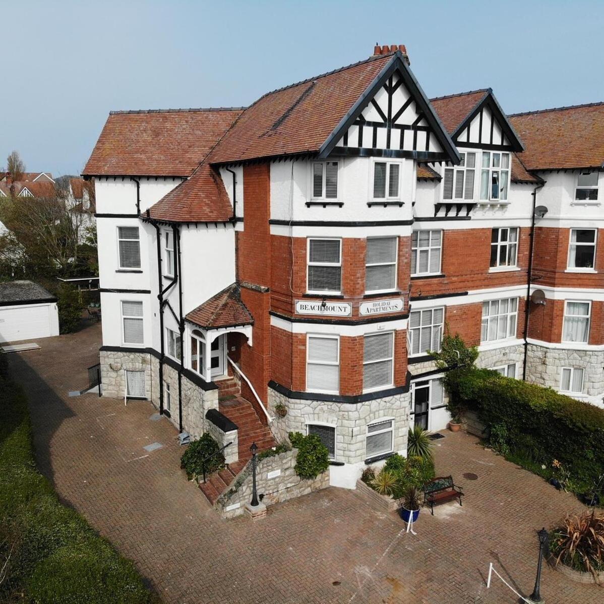 Beachmount Holiday Apartments Colwyn Bay Eksteriør billede