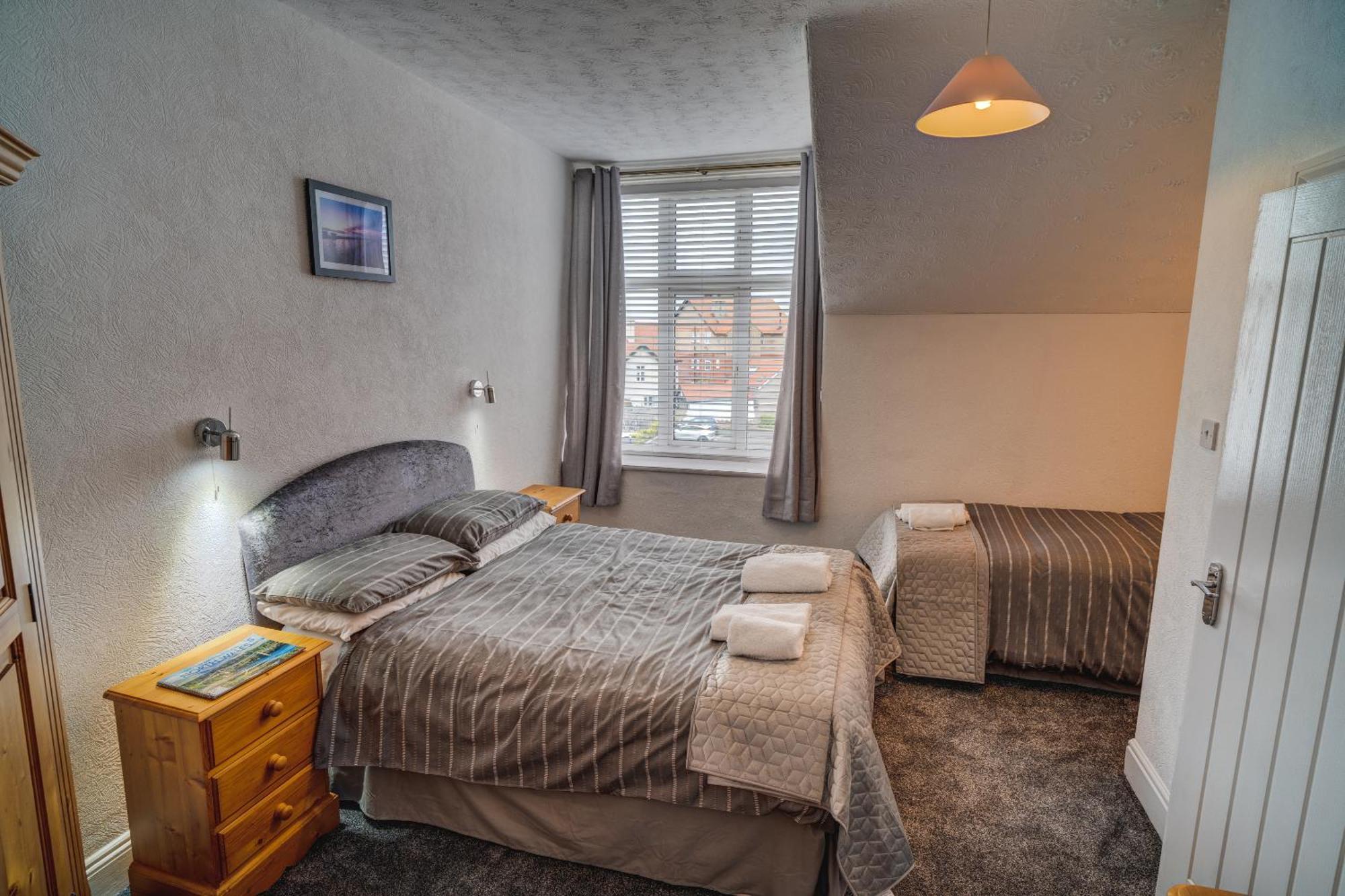 Beachmount Holiday Apartments Colwyn Bay Eksteriør billede